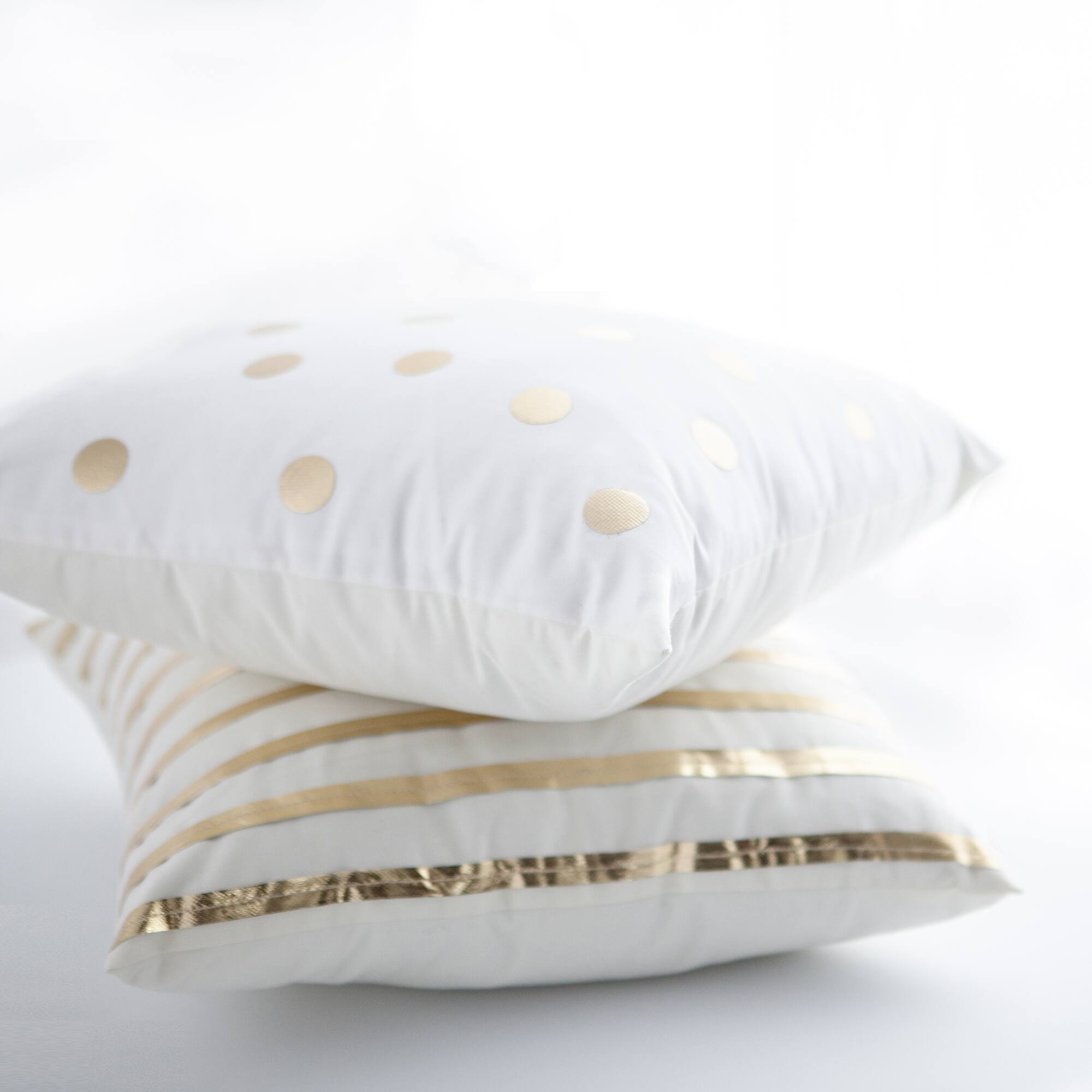 Oly-Fun™ Metallic Gold Craft Fabric